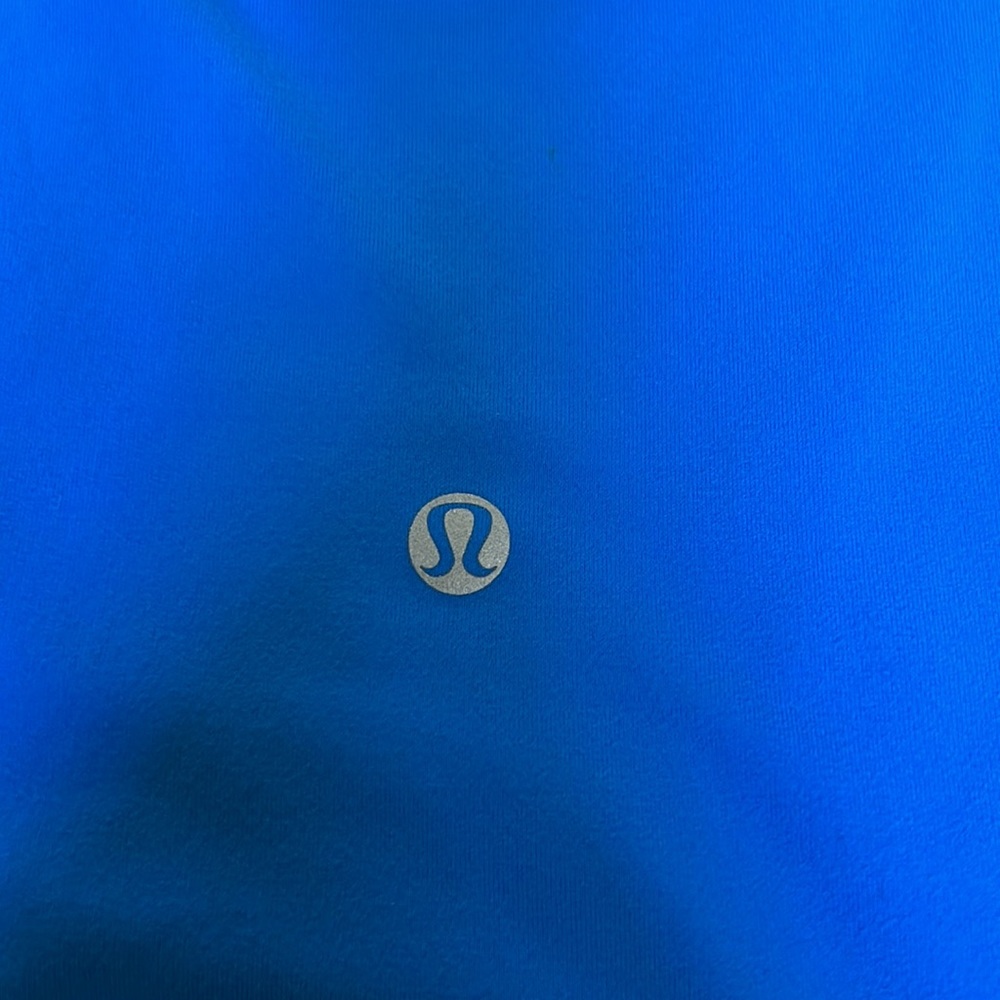 Lululemon Tank ! SEND OFFERS